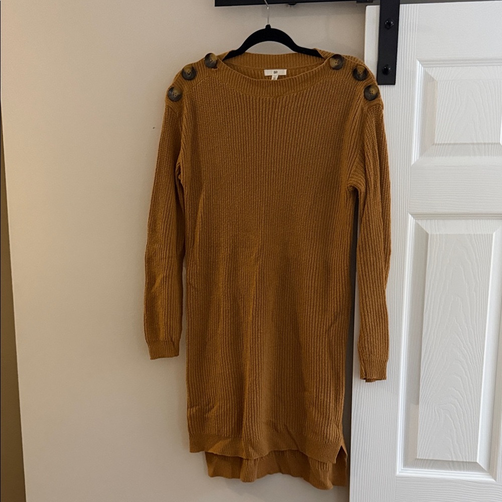 Stylish Rusty Tan Sweater with Button Details